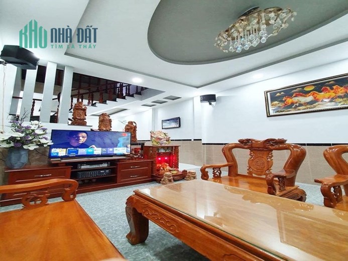 HẺM XE HƠI THÔNG - THẠNH XUÂN QUẬN 12, 2 TẦNG, 2 PN, GẦN UBND PHƯỜNG, NHÀ MỚI Ở NGAY.