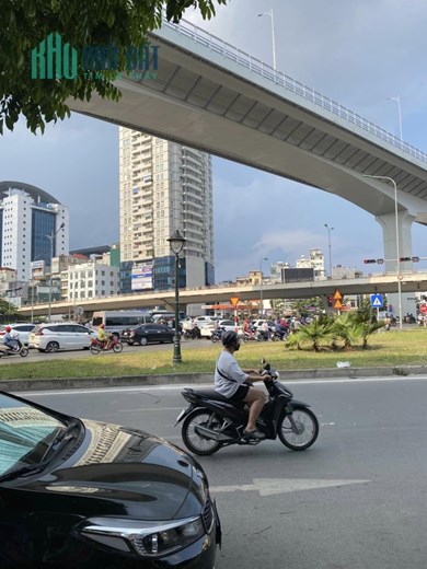 Bán nhà mặt phố Trường Chinh, Thanh Xuân, vỉa hè rộng, 53m2,5t,mt5m, 17tỷ, 0917420066