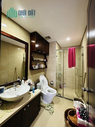 Bán chung cư Times Minh Khai, tầng trung 76m2, 2PN, 2 wc, 4.32 tỷ, tặng nội thất