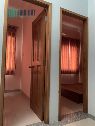 BÁN GẤP NHÀ LÊ ĐÌNH THÁM TÂN PHÚ 40m2,4 tầng đúc BTCT 5 pn Chỉ 3 tỷ 25