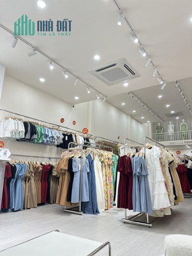 CẦN SANG NHƯỢNG LẠI SHOP QUẦN ÁO MỚI 99%