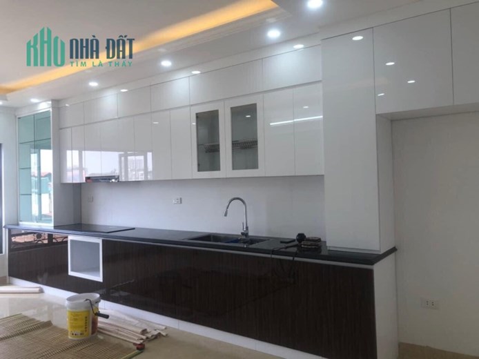Vỡ nợ bán gấp tòa 7 tầng thang máy xây mới, mặt hồ, ô tô tránh 65m2 mt5m chỉ 14.5 tỷ cắt lỗ 8 tỷ