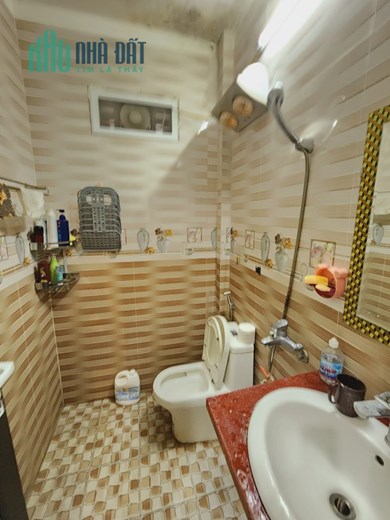 Bán nhà 124m2 phố Nghi Tàm, Tây Hồ Gara 2 Ô tô tránh Kinh doanh vô địch 15.6 Tỷ