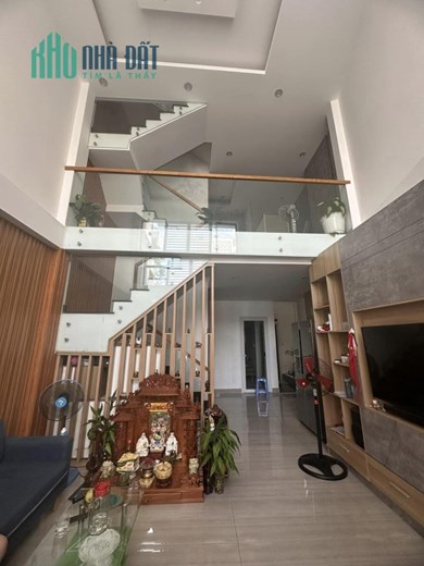 20 tỷ còn 17.9 tỷ, MẶT TIỀN, THANG MÁY, 83M2, 6 TẦNG, NGUYỄN VĂN TRỖI P11 PHÚ NHUẬN