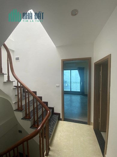 BÁN NHÀ PHỐ NGỌC THỤY 63M2 4TẦNG MT5.2M GẦN PHỐ Ô TÔ ĐỖ GẦN 5.4 TỶ