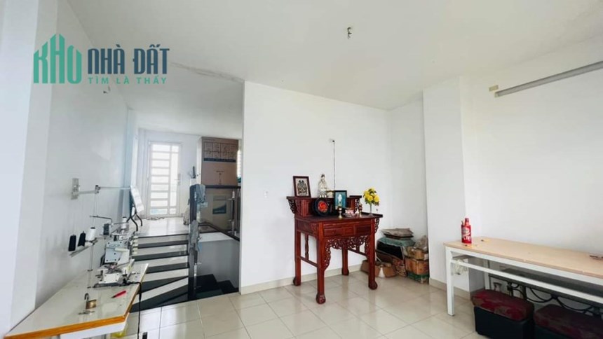 Bán Nhà HXH  Âu Cơ 64m2 - 4 tấm - Hẻm 8m KD