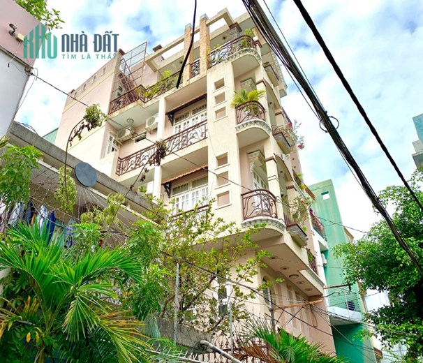 CẦN TIỀN BÁN GẤP GIẢI  QUYẾT VIỆC NHÀ!
Trần Hữu Trang- Phường 11- Phú Nhuận