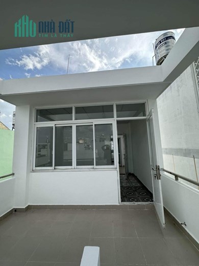 Bán nhà hxh tránh thông 4 tầng btct sát quận 10 sổ vuông đẹp nhỉnh 8 tỷ TL