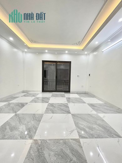Nhà đẹp ở luôn Yên Hòa, Cầu Giấy 38m2, 5T, Ô tô cách 10m, ngõ thông, chỉ 4.7 tỷ