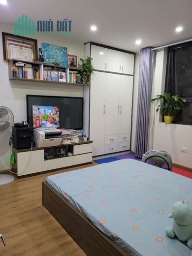 Căn góc 2 view Chung cư Central Point Trung Kính, 74m2, 2PN, 2WC, full nội thất 5*, 4.25 tỷ