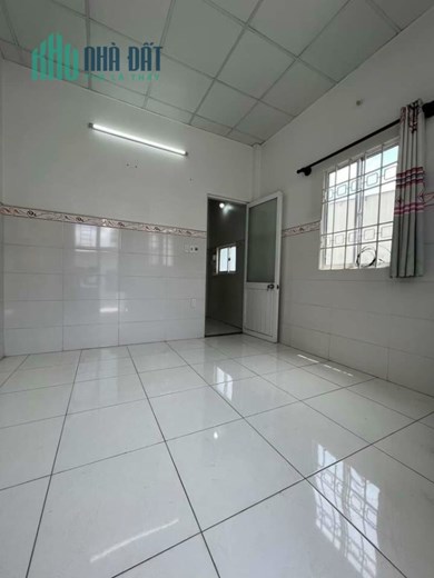 Bán Nhà Quận 4 - 40m2 - 3 Tầng - Căn Góc 2 MT thoáng - Không Quy Hoạch - Ở ngay