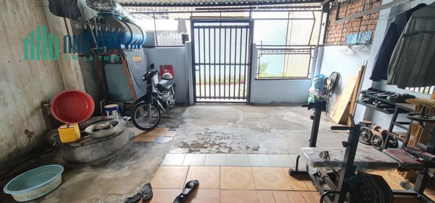 Bán nhà HXH Ngang 5.6 dài 16 Lê Văn Việt, kế bên Vincom. Chỉ 4.5 tỷ TL