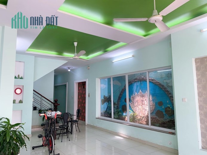 BÁN NHÀ BIỆT THỰ CÁCH MẠNG THÁNG TÁM  QUẬN 3, CHỈ 24 TỶ,  4 TẦNG, 179M2, NGANG 8.5 X 26