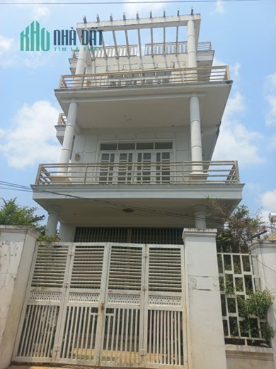 Bán nhà 5 tầng đường Trần Quốc Toản, Pleiku, Gia Lai