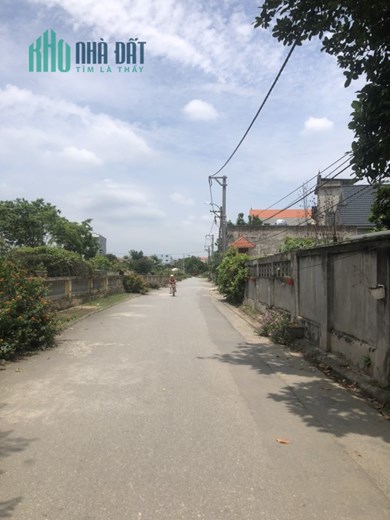 Bán đất Gia Lâm cực rẻ, Ô tô, 3 thoáng, 50 m2, chỉ nhĩnh 1 tỷ.