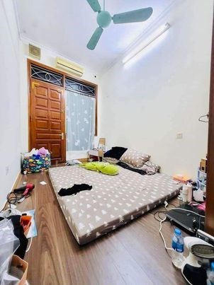 nhà gần Tạ Quang Bửu 35m2 giá chỉ hơn 3 tỷ. Cực đẹp