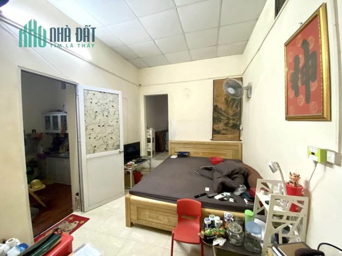 Nhà tập thể phố Kim Giang, 75m x 2 tầng, chỉ 2.1 tỷ