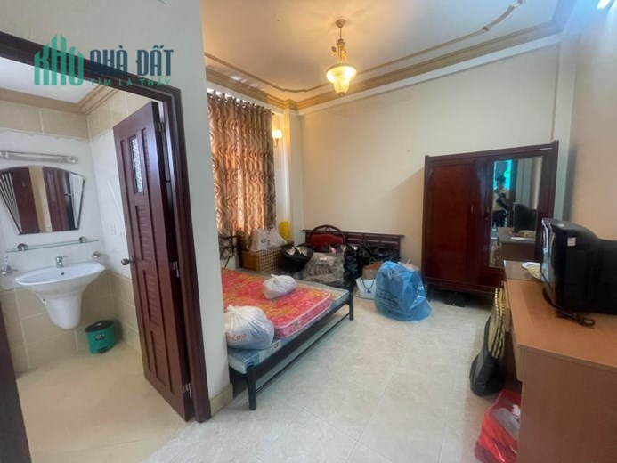 Bán Gấp Nhà Quận 10 Mặt Tiền Kinh Doanh Sầm Uất Với 74m2 6 tầng BTCT Chỉ 28 tỷ TL.