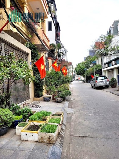 BÁN NHÀ HẺM XE HƠI, LÂM VĂN BỀN, 4 TẦNG,  NHỈNH 5 TỶ