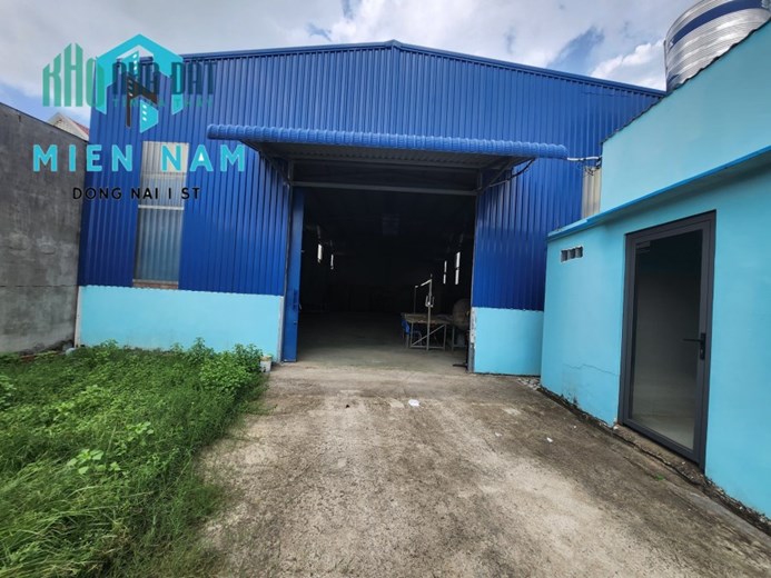 cho thuê xưởng Long Thành 400m2 CÓ VĂN PHÒNG,ĐIỆN 3PHA xe CONG giá chỉ 25 triệu/tháng
