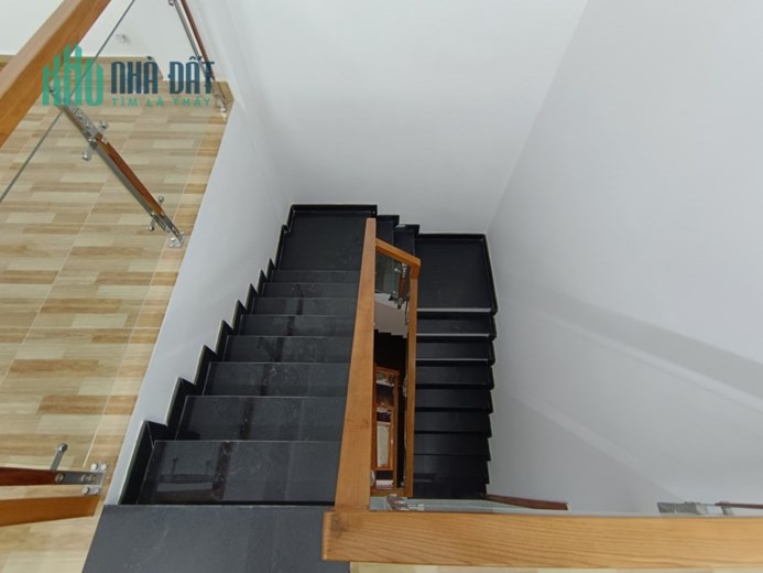 Bán Nhà Hẻm 226 Nguyễn Thái Sơn, Gò Vấp, 5 Tầng, Xe Hơi ~ 5tỷ