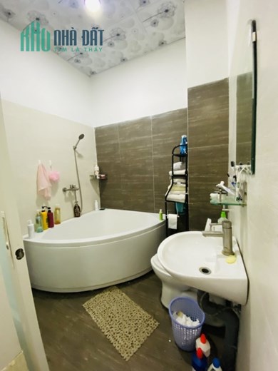 Kẹt tiền cần bán gấp nhà tp biên hòa, 110m2 3pn