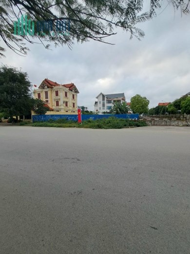 BĐ Bán lô đất Biệt thự  2 mặt tiền  266M ngang 12 m khu biệt thự Hải An
