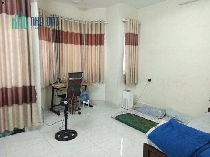 CÒN 4.5 TỶ bán gấp nhà Nguyễn Thị Định Q.2, 2 tầng,SHR, 100m2,BTCT,cầu Giồng Ông Tố