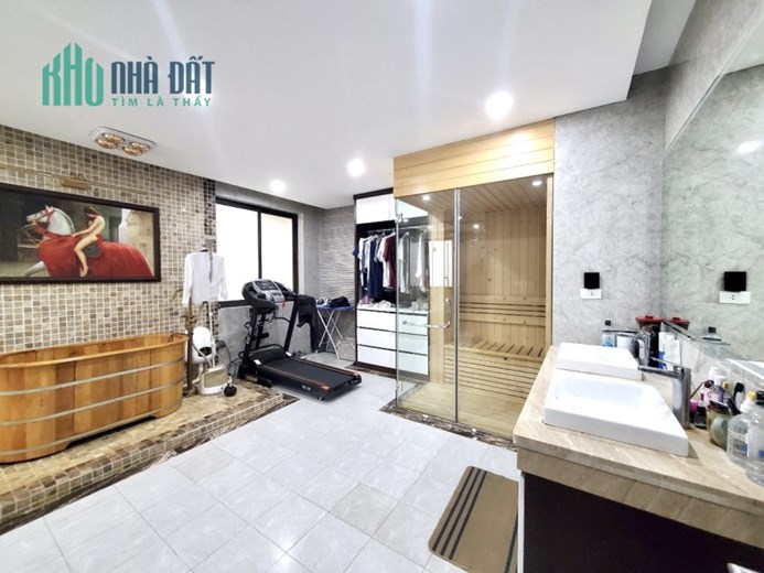 Cực phẩm NGỤY NHƯ KON TUM-NGUYỄN HUY TƯỞNG, BTNV Vip 2 mặt tiền, 200m, 6T, TM, 43 tỷ 8