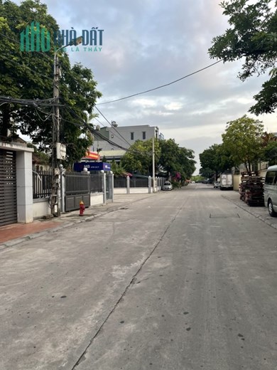 LÔ ĐẤT  NGỌC THỤY,  NGÕ RỘNG ĐẸP HƠN PHỐ, TIỆN ÍCH, DÂN TRÍ ĐỈNH CAO