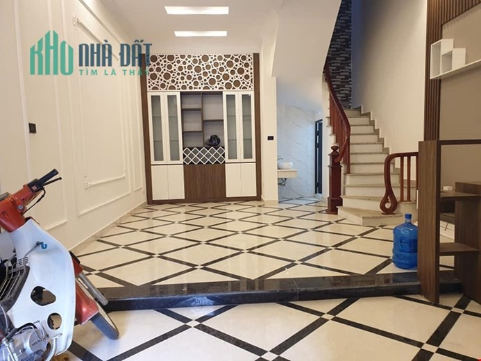 Bán gấp CHTT Kim Liên ( tầng 3) giá 1.1 tỷ, 40m2, NT cơ bản, ở luôn