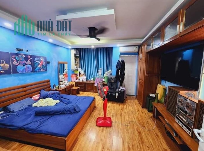 Nhà đẹp dân xây, 3 thoáng 46m x 5.5 tỷ Phạm Văn Đồng Cầu Giấy 0343564283