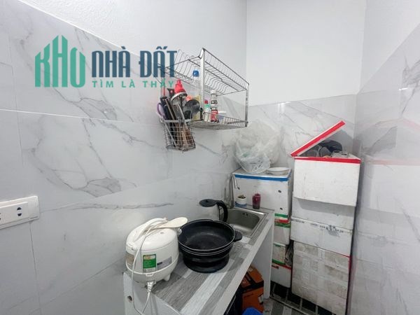 [ GÓC NHƯỢNG PHÒNG]
Vì mình về quê nên thiện chí pass lại phòng ở số 22 ngõ 78 Mễ Trì Thượng