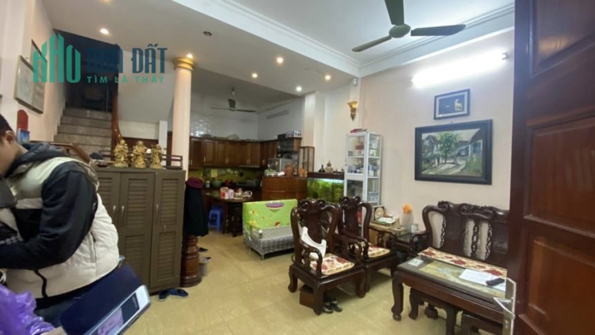 Bán gấp nhà MT rộng 5m Hoàng Hoa Thám 7.5 tỷ, 45m2 x 5T, sđcc