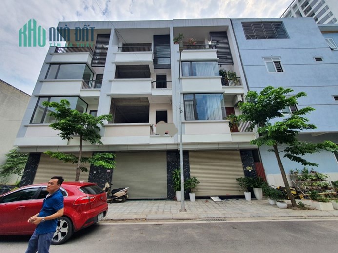 Bán nhà chân chung cư Lafotuna Vĩnh yên, Vĩnh Phúc, thuận tiện kinh doanh