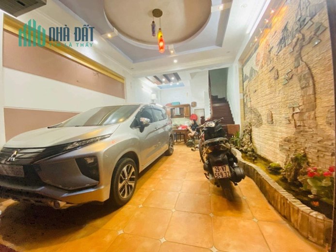 Bán nhà phố Văn Cao, phân lô, vỉa hè, ô tô tránh, kinh doanh, gara, 5 tầng 45m, nhỉnh 12 tỷ