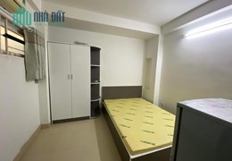 Mình cần pass lại trọ 4tr5/ 1 tháng ( phòng tầng trệt, mở cửa ra là thấy chợ)