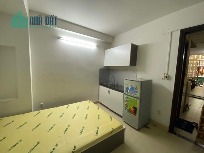 Mình cần pass lại trọ 4tr5/ 1 tháng ( phòng tầng trệt, mở cửa ra là thấy chợ)