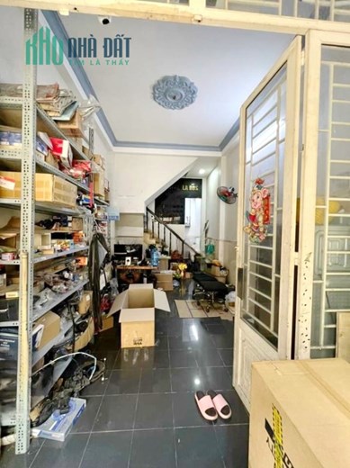 Nhà 4 tầng gần MT Nguyễn Biểu P2Q5. Giá 5,28 tỷ TL