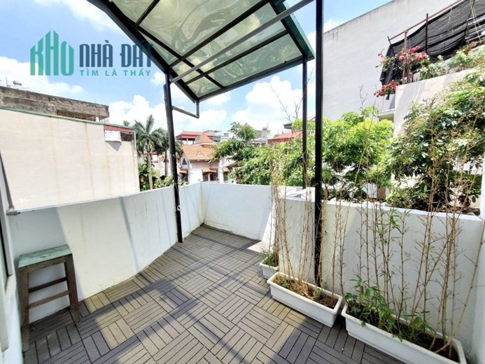 Bán nhà Hoàng Cầu 31m2 4 tầng, 2 thoáng, 15m ra oto, nở hậu, an sinh đỉnh, lh 0966037496