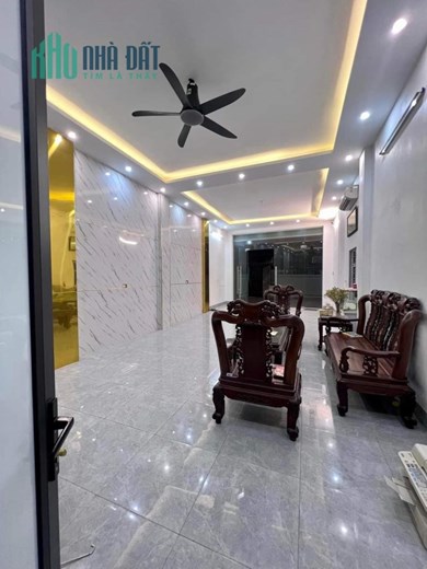 CỰC HIẾM VỊ TRÍ ĐẮC ĐỊA, TRỤC CHÍNH NGỌC CHI VĨNH NGỌC ĐÔNG ANH, KINH DOANH, ĐƯỜNG 6m, GIÁ VÔ CÙNG