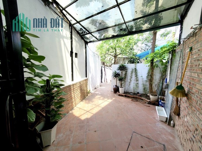Bán nhà Hoàng Cầu 35m2 4 tầng, nở hậu, 2 thoáng trước sau, ô tô, lh 0966037496