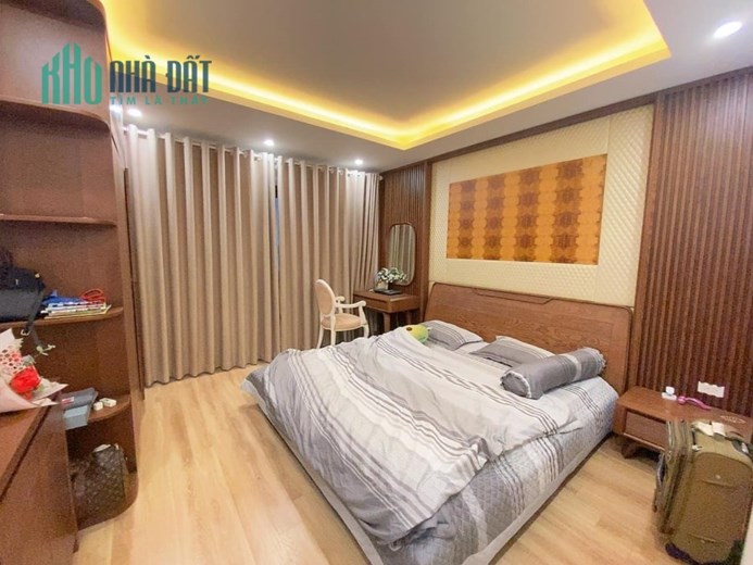 NHÀ ĐẸP Ở LUÔN NGUYỄN KHANG 55M2 X 5T, 2 THOÁNG GẦN PHỐ 6.2 TỶ