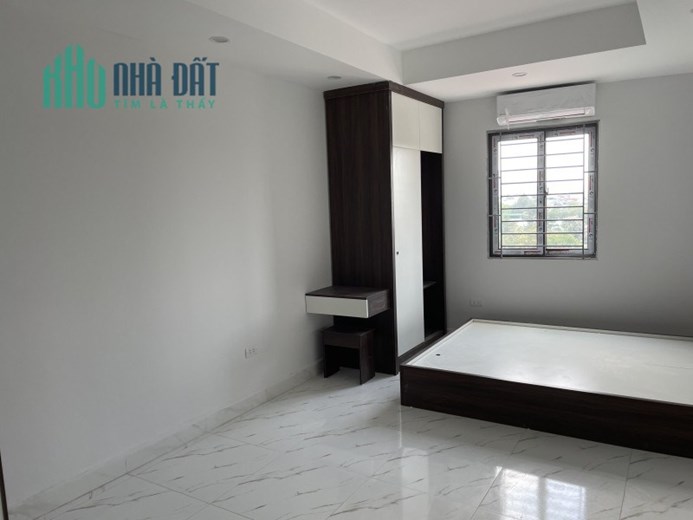 Bán nhà Hào Nam 37m2 5 tầng, ngõ rộng nông, yên tĩnh, 2 thoáng trước sau, 3 gác đỗ cổng,  lh