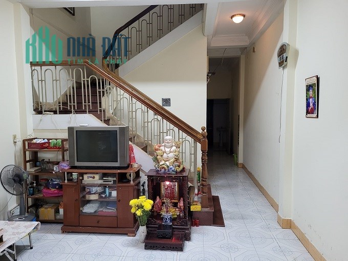 Hẻm 8m Đồng Xoài, P13, Tân Bình, 95m2, 2 tầng, có PN ở trệt. nở hậu.