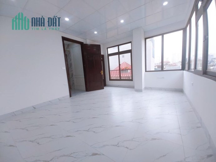Kim Giang - Hoàng Mai - 7 Tầng Mới - Lô Góc - Ô Tô Tránh - Kinh Doanh - Văn Phòng - Gía Chào 11.8 Tỷ