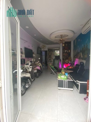 Nhà 4 tầng Mặt Tiền NB khu Cao Lỗ P4Q8. Giá 9,3 tỷ TL