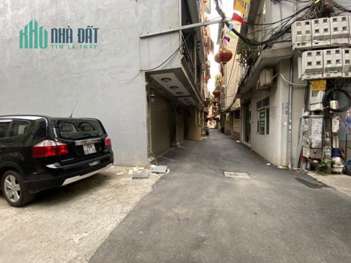CỰC HIẾM-TRUNG TÂM QUẬN CẦU GIẤY-Ô TÔ 7 CHỖ VÀO NHÀ-MỘT BƯỚC RA MẶT PHỐ-52M2-CHỈ 12,9 TỶ