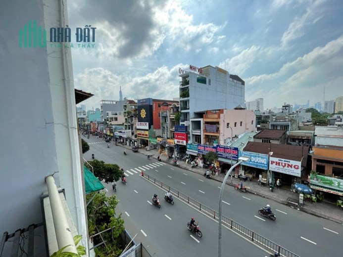 Mặt Tiền Kinh Doanh Bạch Đằng Q.Bình Thạnh 6 Tấm 10x21 Có Thang Máy Thu Nhập 95tr/th