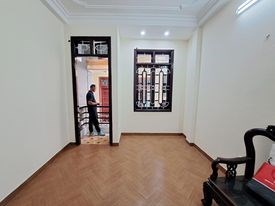 HIẾM NGUYỄN CHÍ PHƯƠNG 35M- ÔTÔ - KINH DOANH ĐỈNH -DÂN XÂY -NHỈNH 6 TỶ